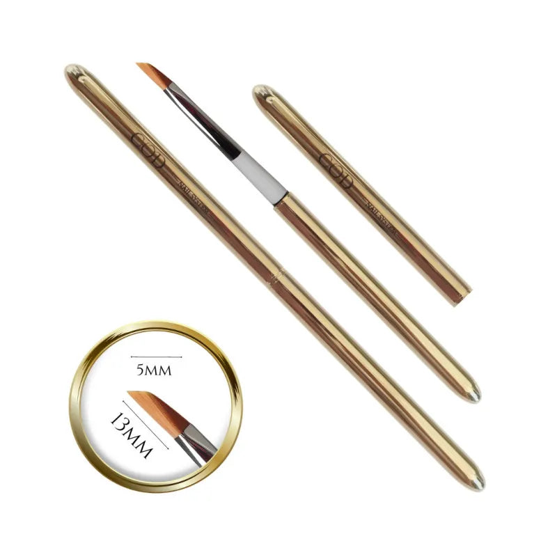 Absloute Brush Tringular n°4
